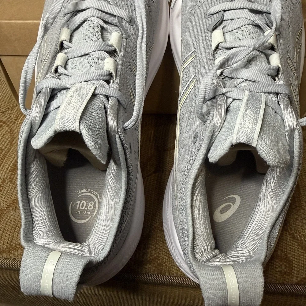 ASICS Gel-Nimbus 26 Shoes Women's 10.5 Grey Road Running Athletic Gym Sneakers